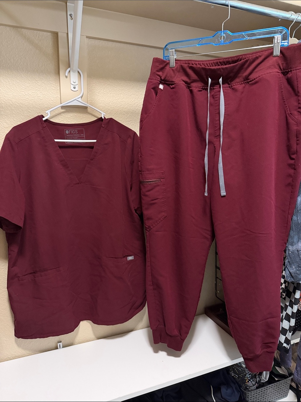 Figs Maroon Medical Scrub Set — V-Neck Top & Jogger Pants